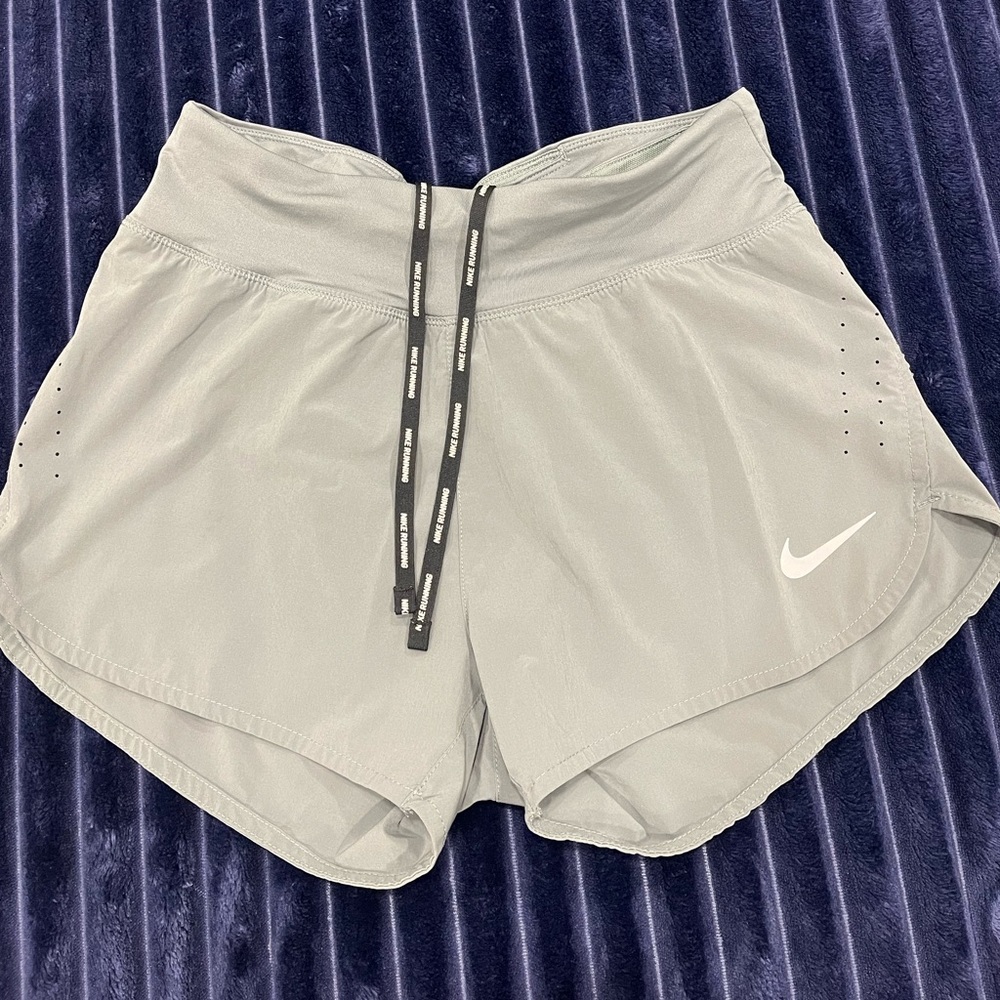 Nike Eclipse Women’s Running Short, Gray, Size Sm